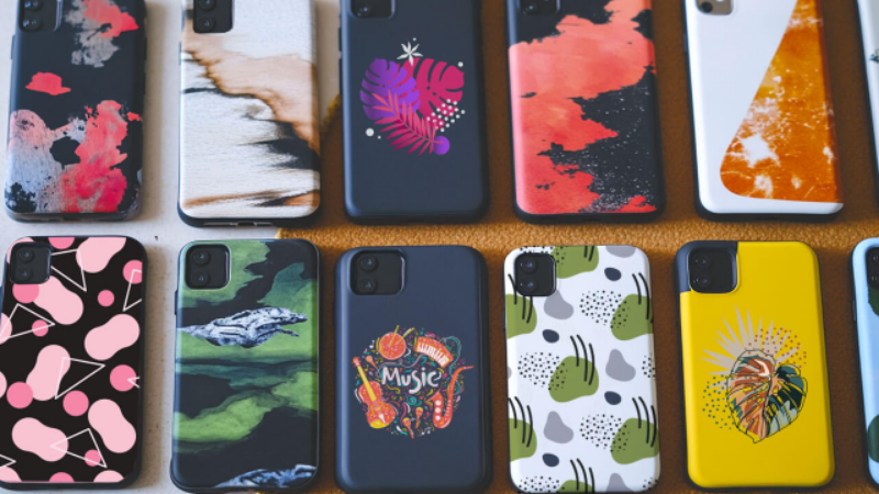 PHONE CASE & SCREEN PROTECTOR